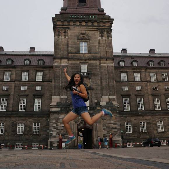 Meet your Posher, Sandra - Picture 1 of 1